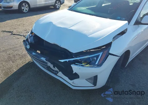 2020 Hyundai Elantra Sel z USA, uszkodzony, nr VIN 5NPD84LF0LH623322